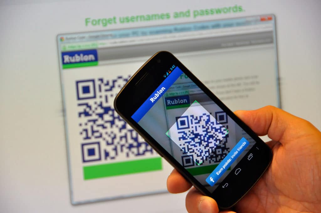 Passwordless login with QR code and Rublon app